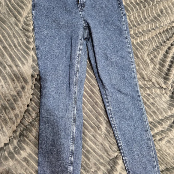 Old Navy Rockstar Super Skinny High Rise - Picture 2 of 6